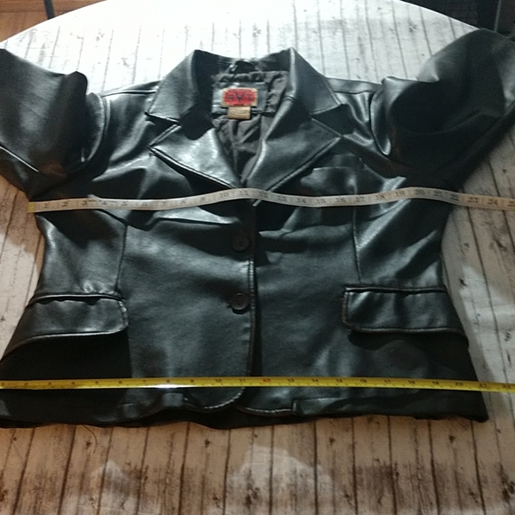 RVT Women's Dark Brown Faux Leather Jacket - Picture 4 of 8